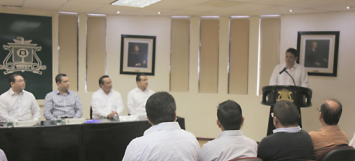 La Universidad de Quintana Roo se acredita como Entidad de Certificación y Evaluación